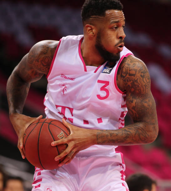 人瞩目的胜 人瞩目的胜