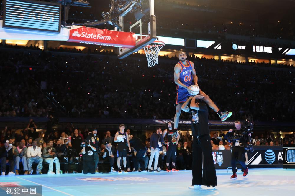 进而形成滚 进而形成滚